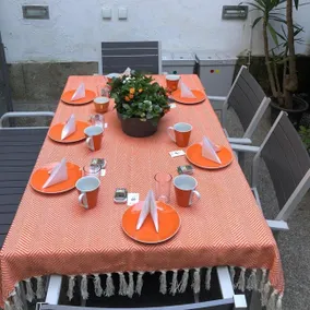 Porto Lounge Hostel & Guesthouse by Host Wise - Restaurante