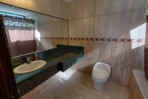 Penthouse frente al lago con vistas majestuosas, nivel 17 Torre A - Bathroom