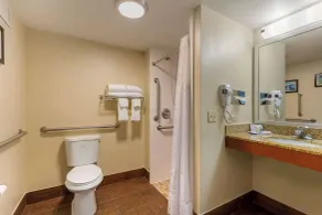 Comfort Inn & Suites Milford - Habitación