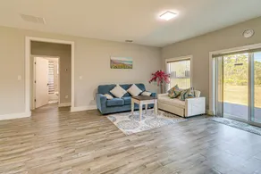 4 Mi to Golf: Quiet Lake Wales Retreat - Interior
