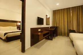 HOTEL AADRIKA - Room