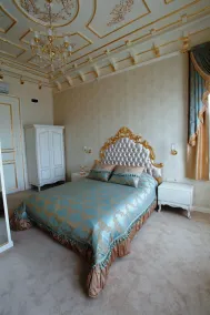 HHK Hotel - Room