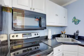 Central Condo w/ Deck & Pool Access in Key West! - Interiør