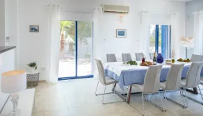 Villa Neptune - In-room dining