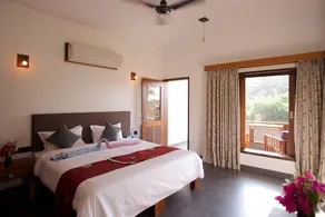 Dunhill Beach Resort - Room