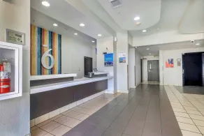 Motel 6-Cedar Park, TX - Hall