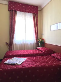 Hotel Helvetia - Room