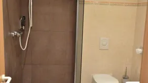 Hotel B8 Voerde - Bathroom