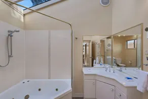 Discovery Parks - Pambula Beach - Bathroom