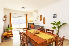 A04 - Large Modern 1 bed Apartment with Pool - Planta do andar