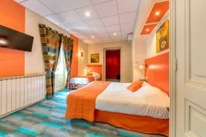 Logis Hôtel La Commanderie de Champarey - Vue de la chambre