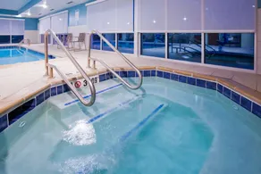 Holiday Inn Express and Suites Des Moines Downtown by IHG - Piscine