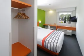 City Junior Toluca Aeropuerto - Habitación