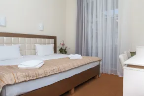 7 Sky on Yevhena Konovaltsia - Room
