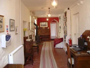Edgcott House - Lobby