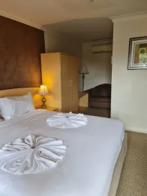 Country Plaza Motel Taree - Room