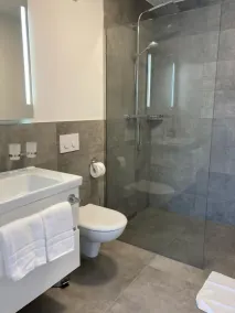 CAP1 Boardinghouse - Bathroom