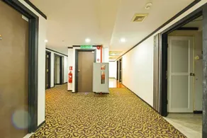 One Enigma Hotel - Restaurant