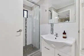Ingenia Holidays Townsville - Bathroom