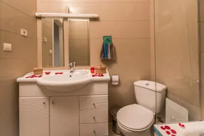 Villa Joy Mare - Seaside Escape with Private Pool - Salle de bain