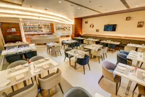 The SSK Solitaire Hotel & Banquets - Restaurant