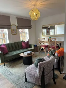 Stylish One Bedroom Apartment in Central Potton - Stue