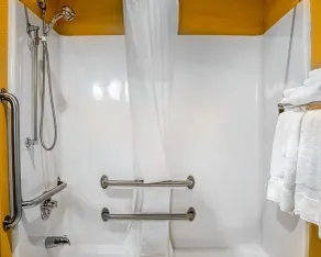 Quality Inn Manitowoc - Chambre
