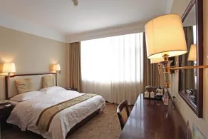 Ramada by Wyndham Xi'an Bell Tower - Room