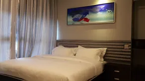 M Design Hotel @ Shamelin Perkasa - Room