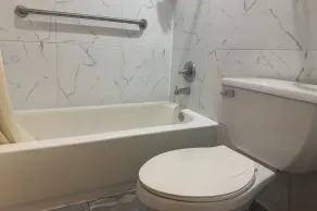 Economy Lodge by Hotel O Texas City - Salle de bain