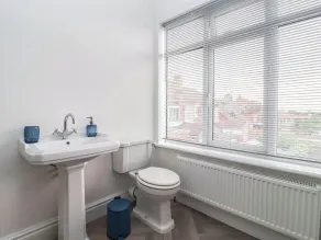 154 Queen Street - Badezimmer