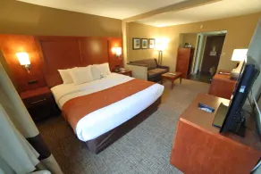 Comfort Suites Bethlehem Near Lehigh University and LVI Airport - Chambre