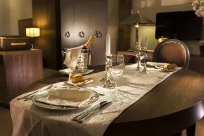 Waldorf Suite Hotel - Chambre
