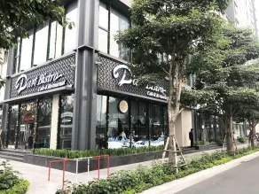 Luxury Condotel 2BR Vinhomes Skylake Keangnam - Netflix free - Restaurant