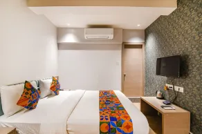FabHotel Sivalika Inn - Howrah - Room