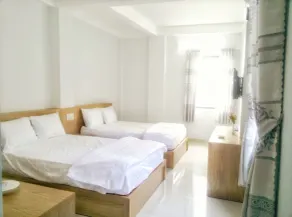 Like Family Hotel - Room