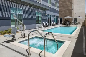 Fairfield by Marriott Inn & Suites Victorville - Piscine