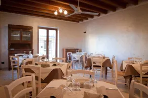 Al Borgo - Trattoria con Alloggio - Restaurang