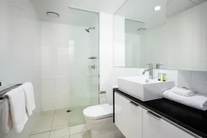 Code Apartments - Bathroom