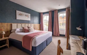 The Stroud Hotel - Room