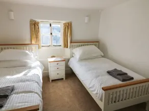 Furneaux Hatch - Room