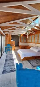 Anca on C - Chambre