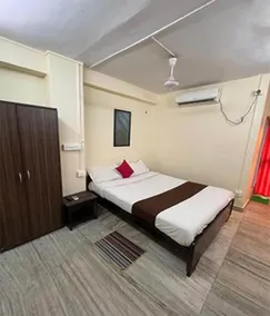 Fabhotel Kolstay Inn - Quarto