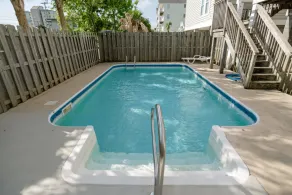 Bermuda Breeze D Holiday Home Holiday home 8 - Piscina