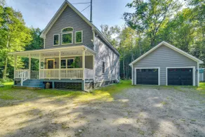 The Locke-ness Pond Cabin in Chesterville! - Interiør