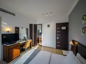 The Avenue Suites - Guest Room - Room