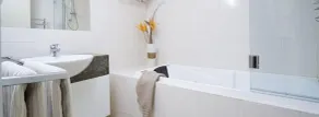 Alpine View Apartments - Bathroom