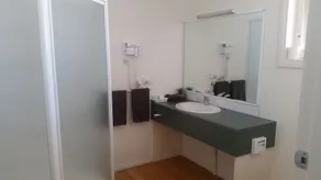 Ararat Southern Cross Motor Inn - Baño