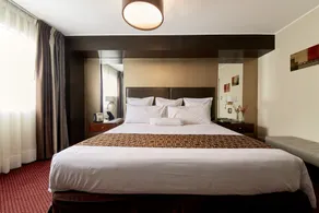 Hotel Carrera - Room