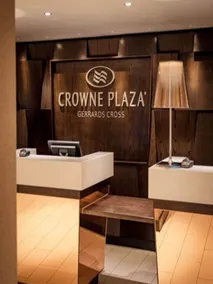 Crowne Plaza Gerrards Cross by IHG - Reception